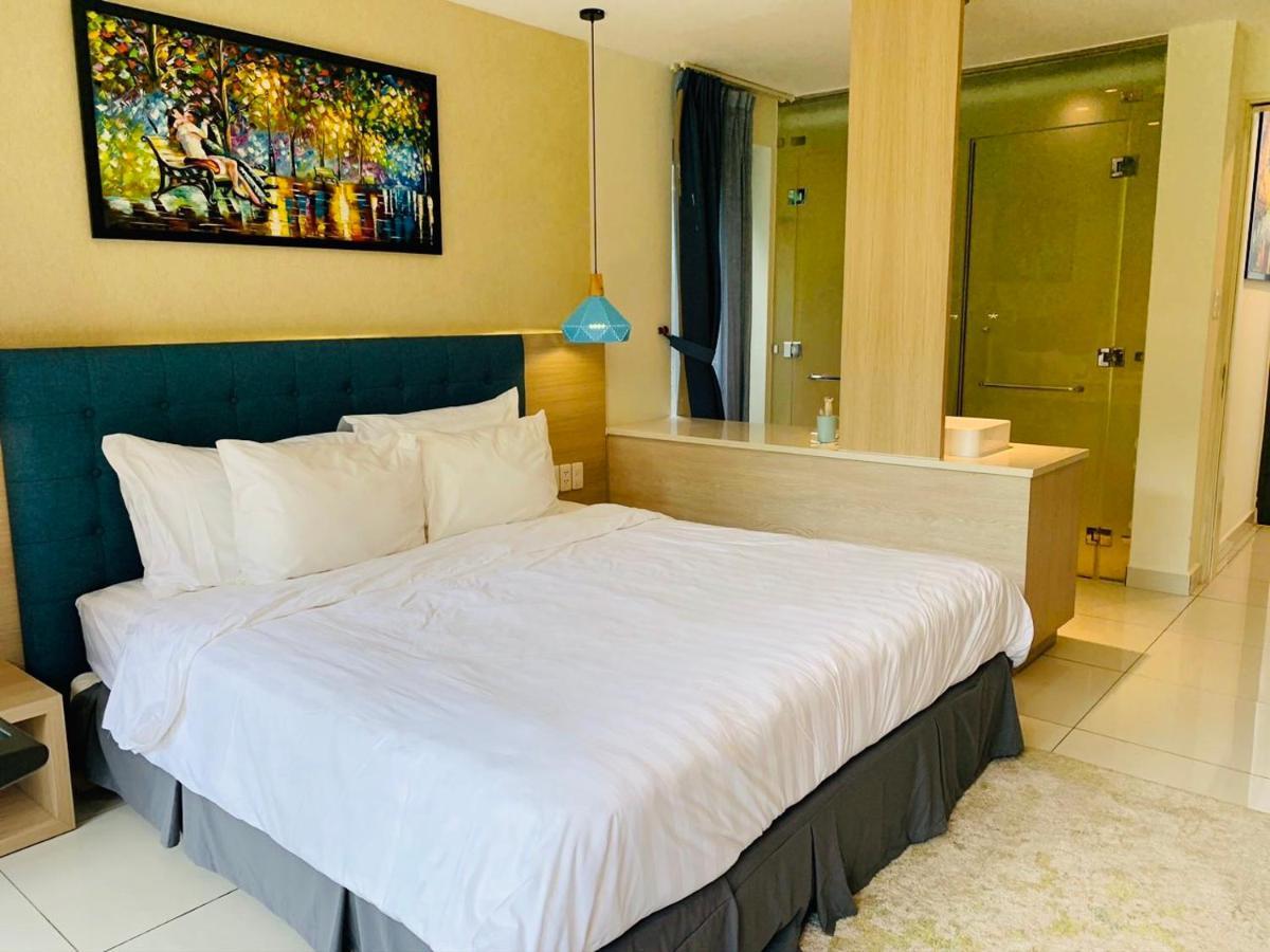 Okinawa Villas And Beach Club - Oceanami Resort ลองไห่ ภายนอก รูปภาพ