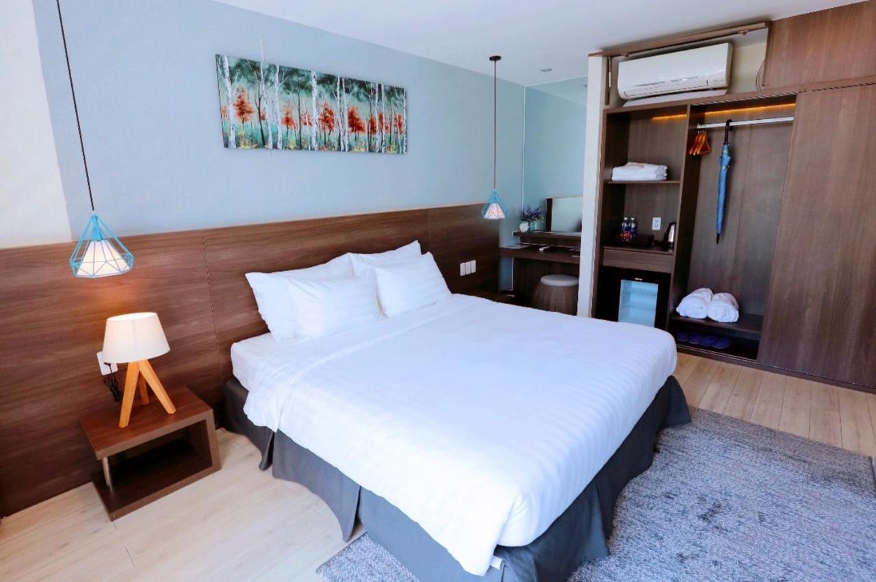 Okinawa Villas And Beach Club - Oceanami Resort ลองไห่ ภายนอก รูปภาพ