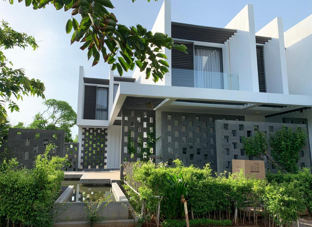 Okinawa Villas And Beach Club - Oceanami Resort ลองไห่ ภายนอก รูปภาพ